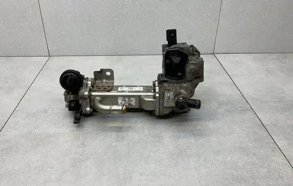 Hyundai i40 EGR valve cooler 284202A600