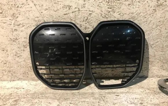 BMW 4 G22 G23 G24 G26 Front bumper upper radiator grill