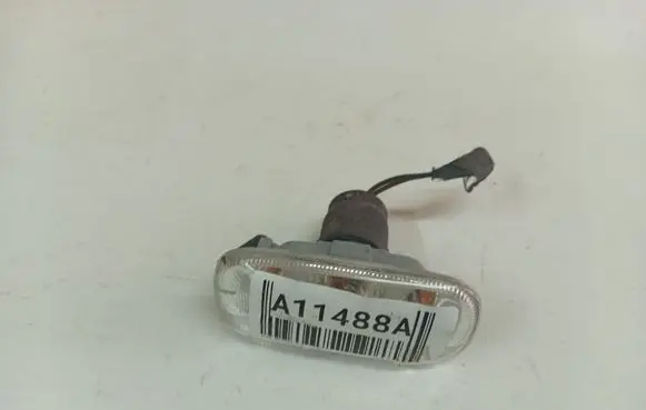 Audi A3 S3 8P Front fender indicator light 8E0949127