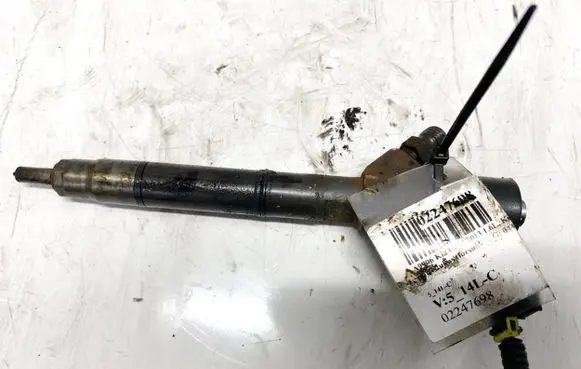KIA Ceed Fuel injector 0445110320 33800-2A900