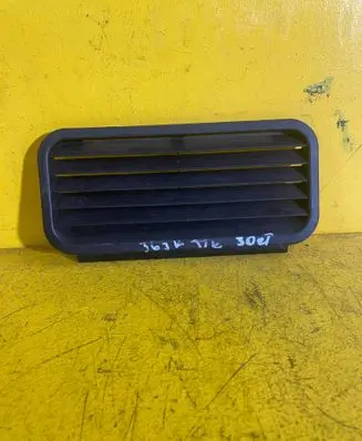 Audi A4 S4 B6 8E 8H Parcel shelf grill 