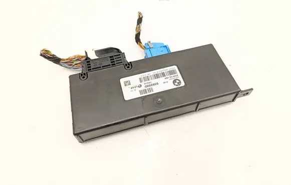 BMW 5 F10 F11 Gateway control module 9393660