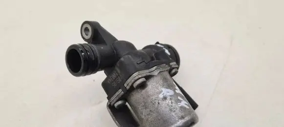 Mercedes-Benz S W221 Coolant heater control valve A2722000031