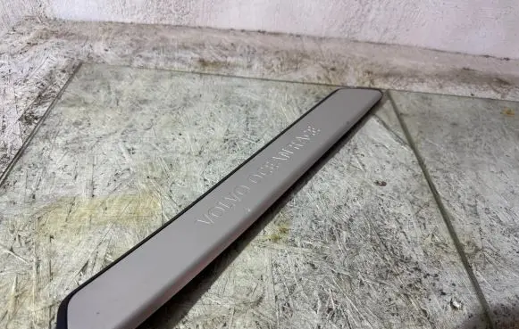 Volvo V40 Front sill trim cover 31416131 31650256 15002238