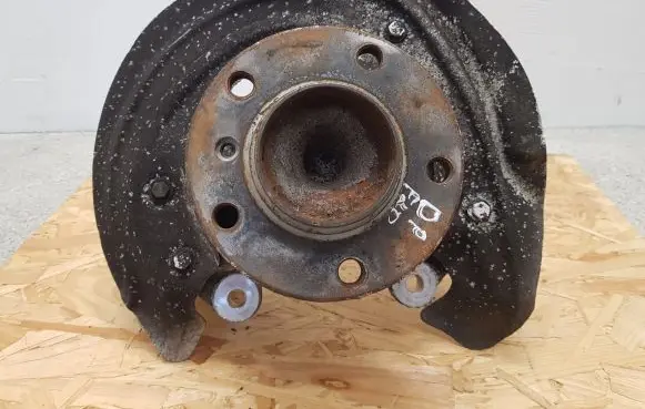 BMW 1 F20 F21 Front wheel hub