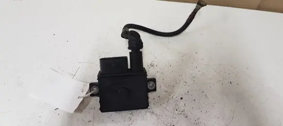 BMW 1 E81 E87 Glow plug pre-heat relay 779800003 0522120102