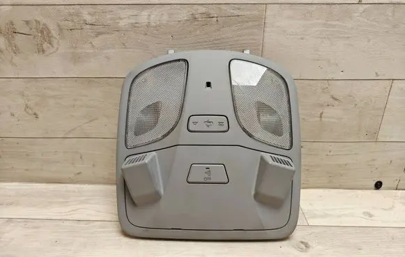 Hyundai i40 Front seat light 