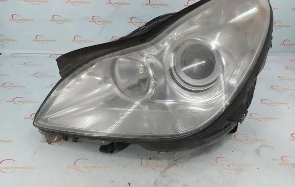 Mercedes-Benz CLS C219 Headlight/headlamp 
