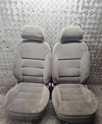 Seat set