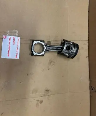 Chevrolet Cruze Piston with connecting rod 