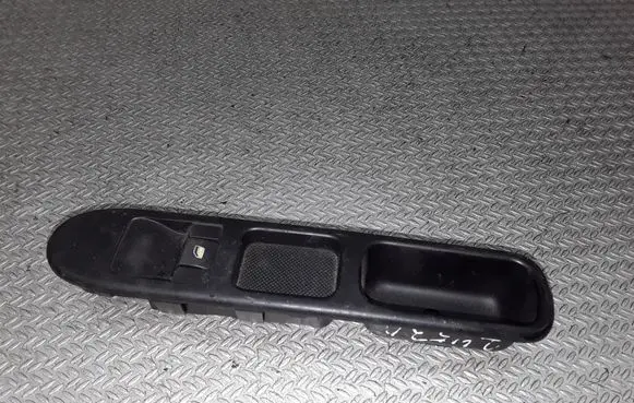 Peugeot 207 Electric window control switch