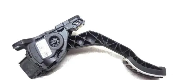 Volvo V60 Accelerator throttle pedal 31329374