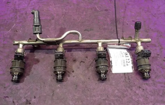 Opel Vectra C Fuel main line pipe 