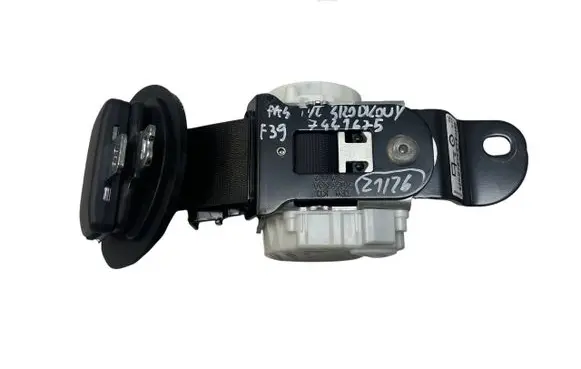 BMW X2 F39 Middle seatbelt (rear) 7441675