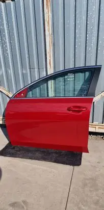 KIA Ceed Front door 