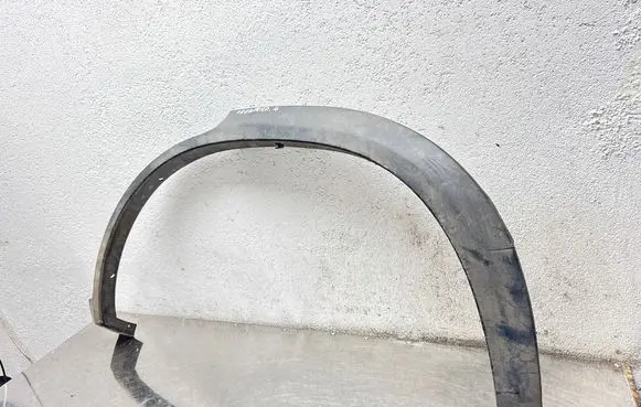 Opel Frontera B Front arch trim 91142179