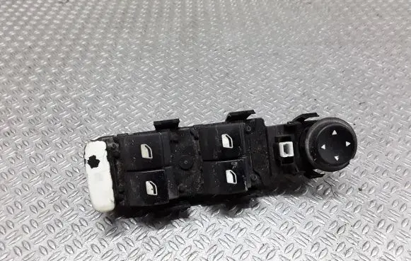 Citroen C4 I Electric window control switch 9651464677