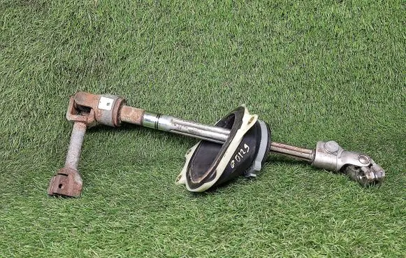 Nissan Pathfinder R52 Steering column universal joint 3JA
