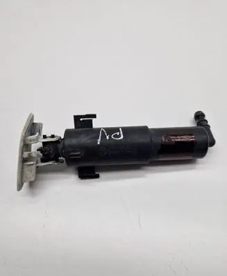 BMW X5 E70 Headlight washer spray nozzle 7173851 51657199141 7199141