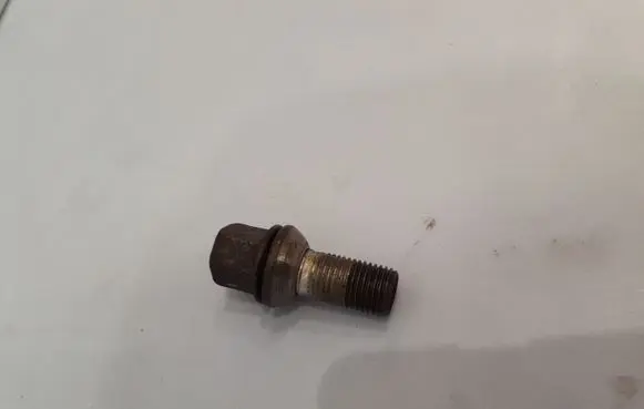 Audi A6 Allroad C6 Nuts/bolts 
