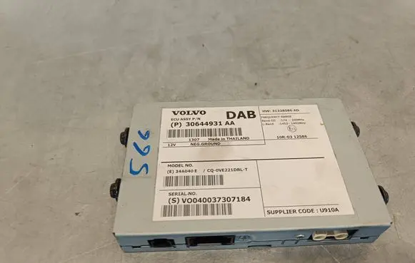 Volvo XC60 Aerial antenna amplifier 30644931AA 34A040E CQ0VE221DBLT