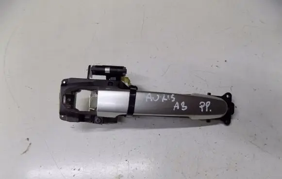 Toyota Auris 150 Loading door exterior handle/bracket 456784u8o6i54l5454