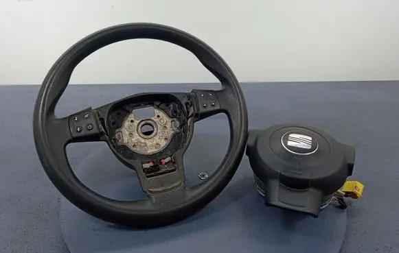 Seat Ibiza III (6L) Steering wheel 5P0419091J