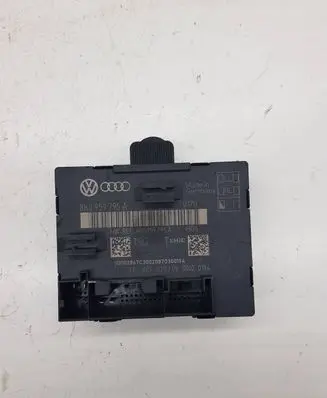 Audi A4 S4 B8 8K Door control unit/module 8K0959795A