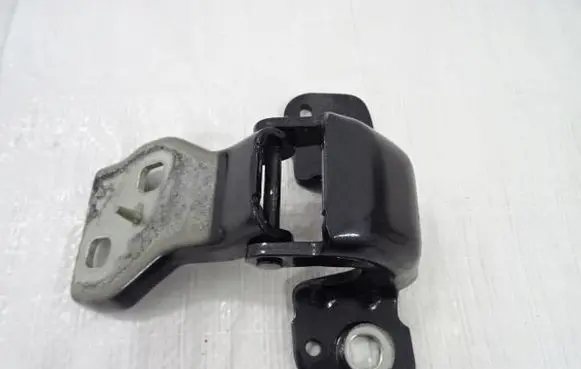 Citroen C5 Tailgate hinge 9682254980