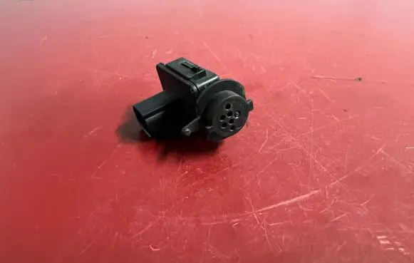 BMW X1 F48 F49 AUC sensor 6833650 64116833650