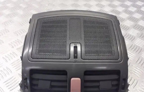 Toyota Corolla E140 E150 Rear air vent grill 