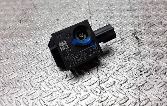 Chevrolet Cruze Airbag deployment crash/impact sensor 13502577