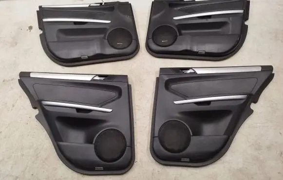 Mercedes-Benz ML W164 Door card panel trim set 