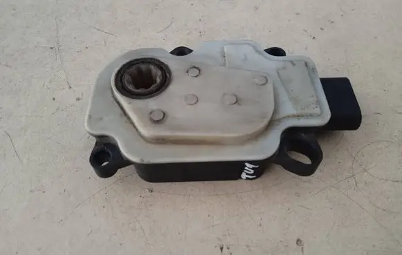 Tesla Model S Electric throttle body valve A24011023112
