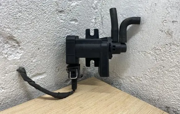 Chevrolet Epica Turbo air boost pressure sensor 96440385