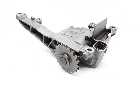 Mercedes-Benz ML W164 Oil pump A6421810095