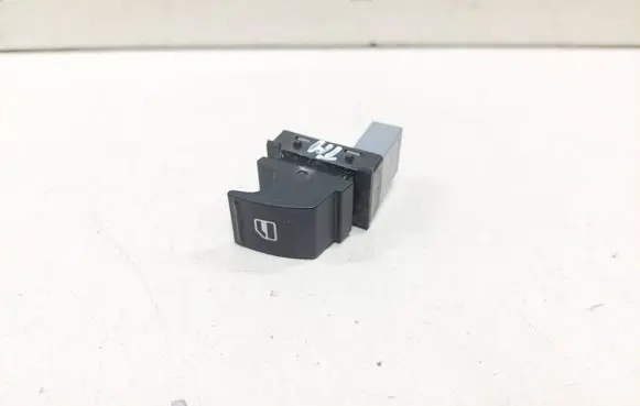 Volkswagen Golf VI Electric window control switch 7L6959855B