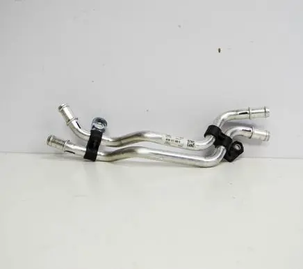 Audi A4 S4 B9 8W Engine coolant pipe/hose 8W0121400B