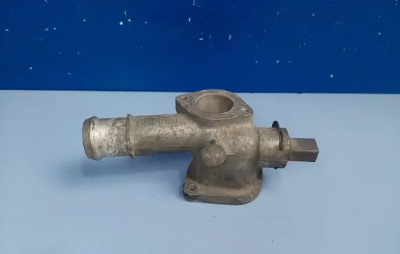 Thermostat/thermostat housing