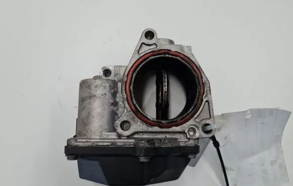 Volkswagen Golf V Throttle valve 03G128063A