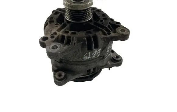 Volkswagen Golf VI Generator/alternator 03C903025F