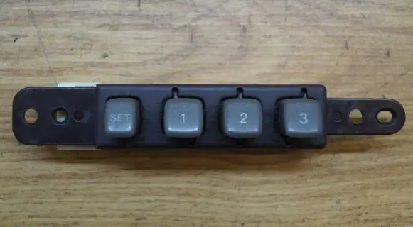 Lexus LS 430 Seat memory switch 