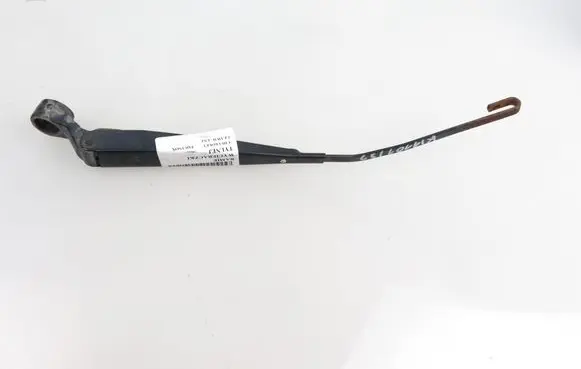Chevrolet Equinox Rear wiper blade arm 