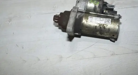 Volkswagen Scirocco Starter motor 02Z911024P