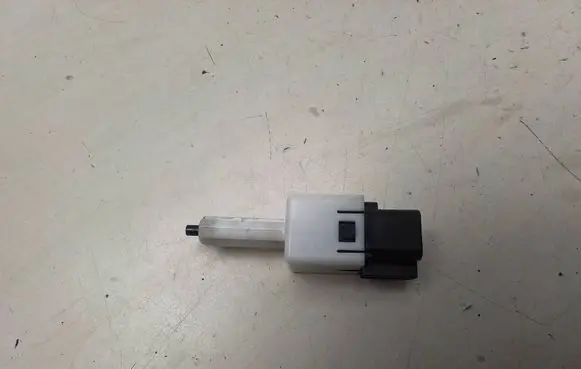 Honda Civic Brake pedal sensor switch M28988