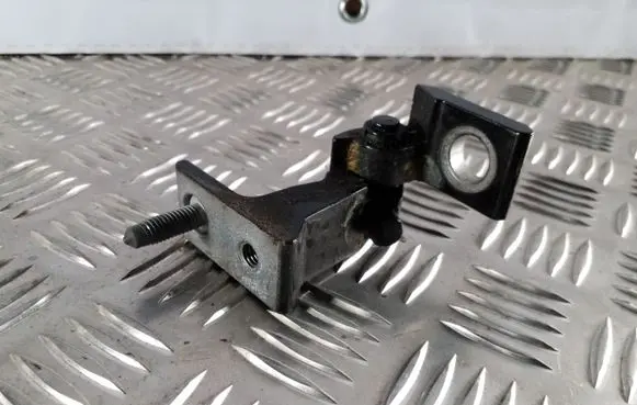 Audi A6 C7 Rear door upper hinge 4G0831402C