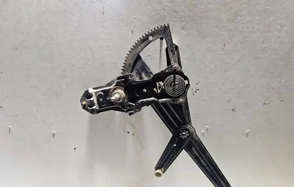 Peugeot 309 Front door manual window regulator CIM
