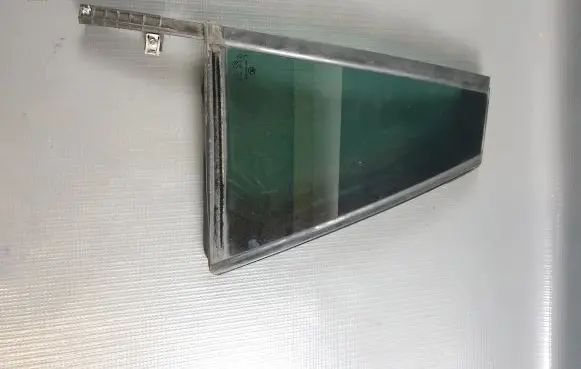 Skoda Superb B8 (3V) Rear vent window glass 3V9845213
