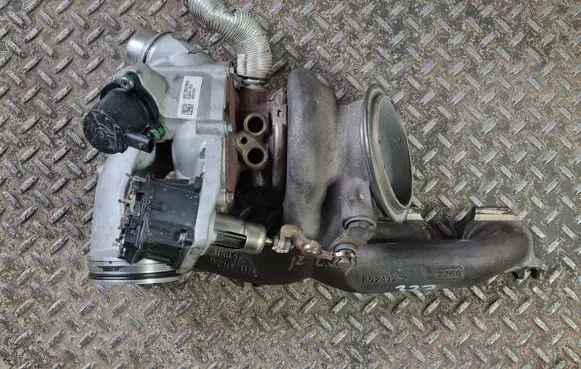 BMW 2 F44 Turbo 8672928