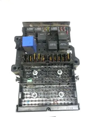Chrysler Voyager Fuse module P4686722 P4707794